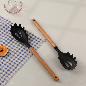 China products silicone kitchen utensil Spaghetti Spatula with wooden handle