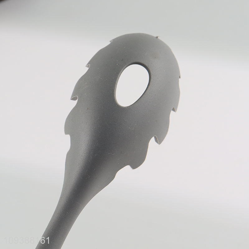 Low price silicone kitchen utensil spaghetti spatula
