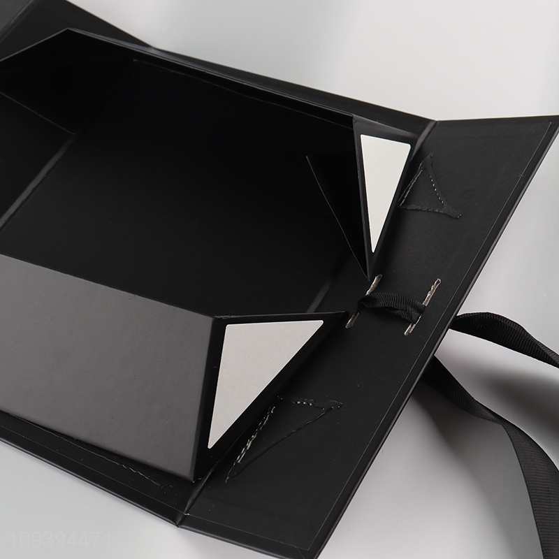 Latest products   black paper box gifts packaging box