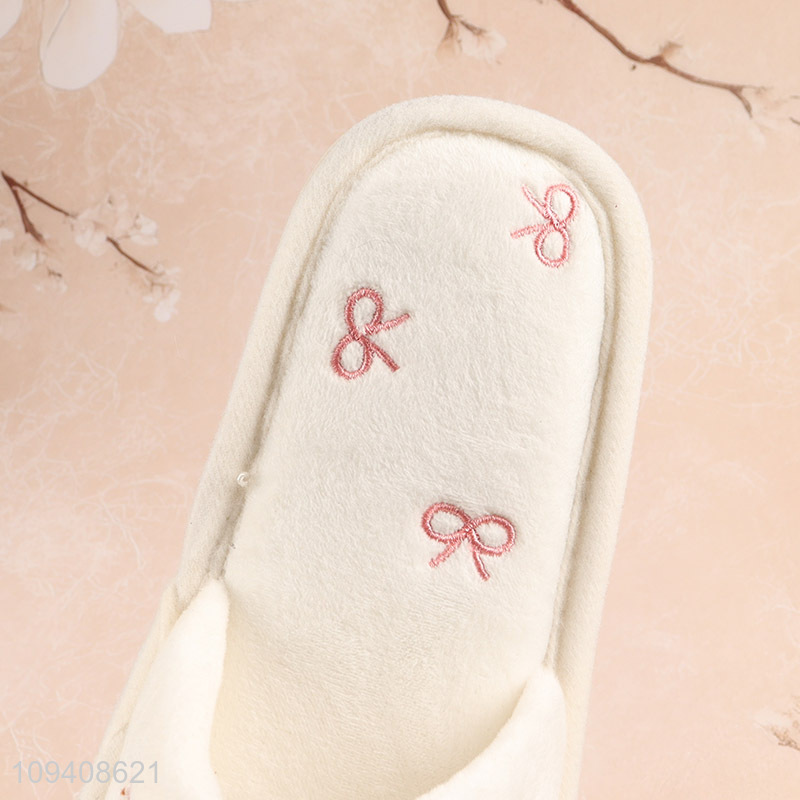 Factory direct sale anti-slip women home slippers wholesale